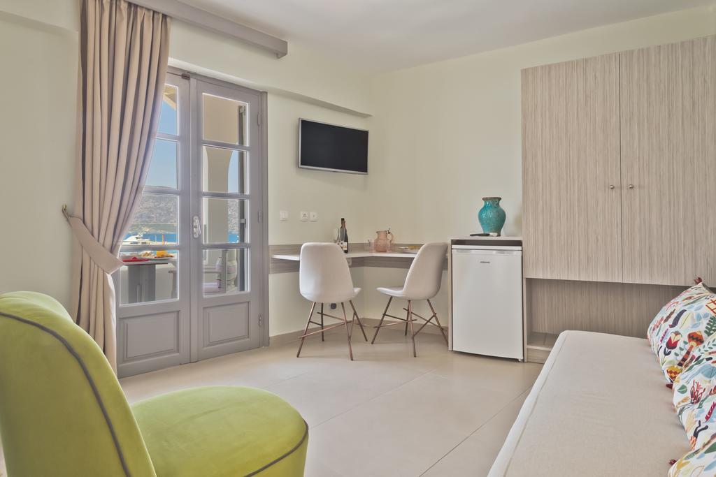 Nereus Luxurious Suites Karpathos Luaran gambar